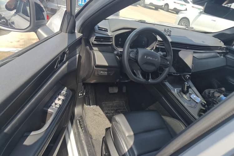 Used Lynk & Co 01 2023 1.5TD EM-F AM Driver Seat