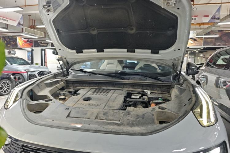 Used Lynk & Co 01 2023 1.5TD EM-F Dawn Engine Bay