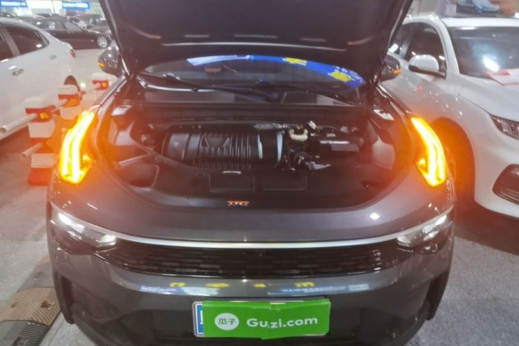 Used Lynk & Co 01 2023 2.0TD Two-Wheel Drive Pro Trim Engine Bay