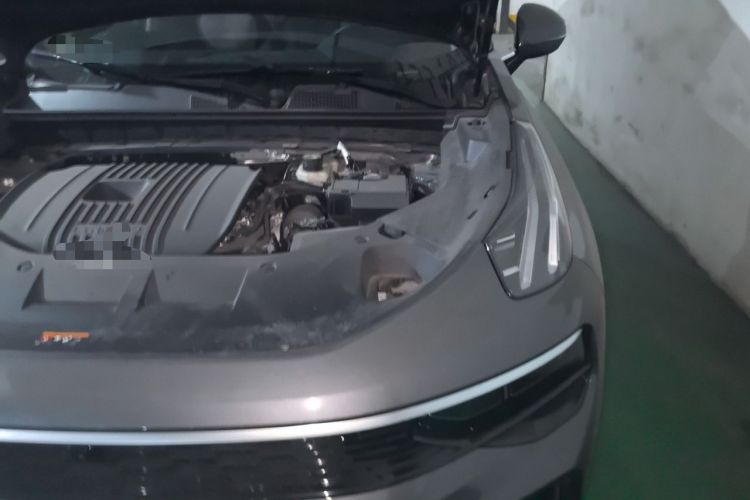 Used Lynk & Co 01 2023 2.0TD Two-Wheel Drive Pro Trim Engine Bay Left