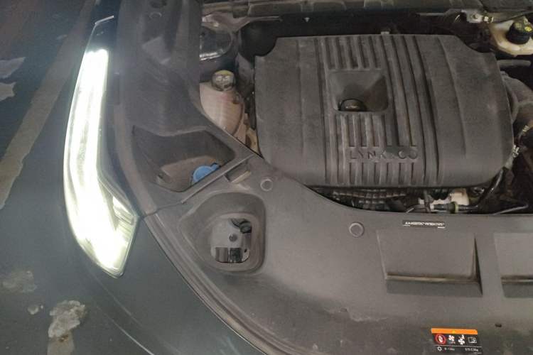 Used Lynk & Co 01 2023 2.0TD Two-Wheel Drive Asian Games Edition Engine Bay Right