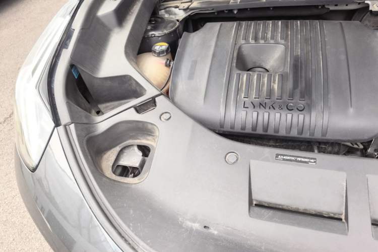 Used Lynk & Co 01 2023 2.0TD Two-Wheel Drive Asian Games Edition Engine Bay Right