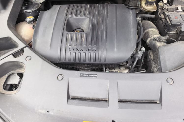 Used Lynk & Co 01 2023 2.0TD Two-Wheel Drive Asian Games Edition Engine Bay