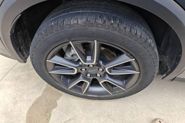 Used Lynk & Co 01 2023 2.0TD Two-Wheel Drive Pro Trim Exterior 5
