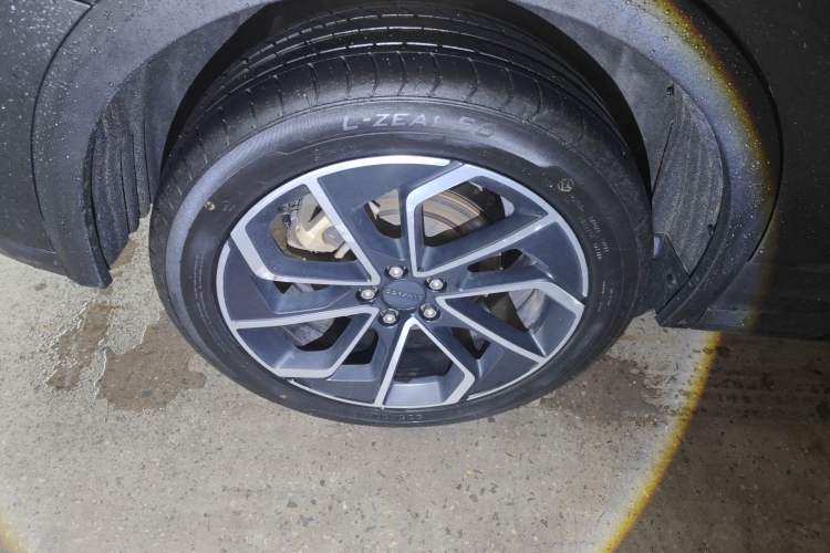 Used Lynk & Co 01 2023 1.5TD EM-F PM Exterior 5