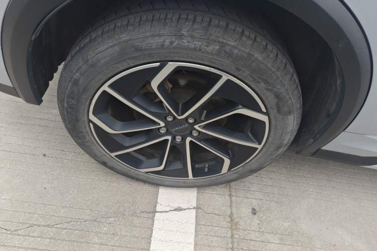 Used Lynk & Co 01 2023 1.5TD EM-F PM Exterior 5
