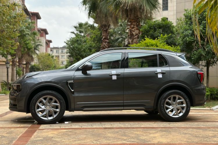 Used Lynk & Co 01 2023 2.0TD Two-Wheel Drive Asian Games Edition Exterior 5
