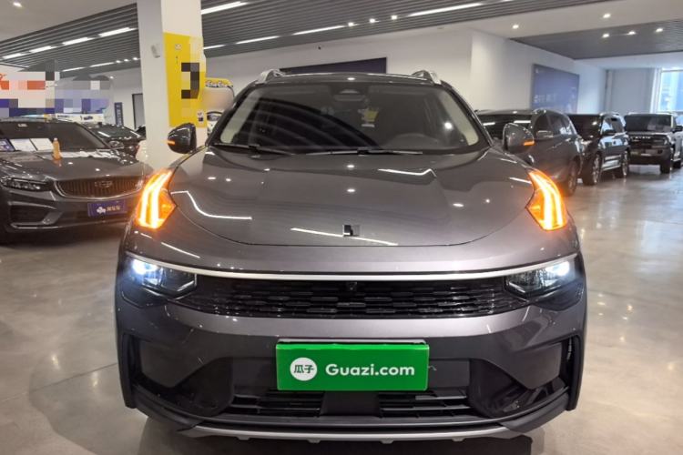 Used Lynk & Co 01 2023 2.0TD Two-Wheel Drive Pro Trim Front