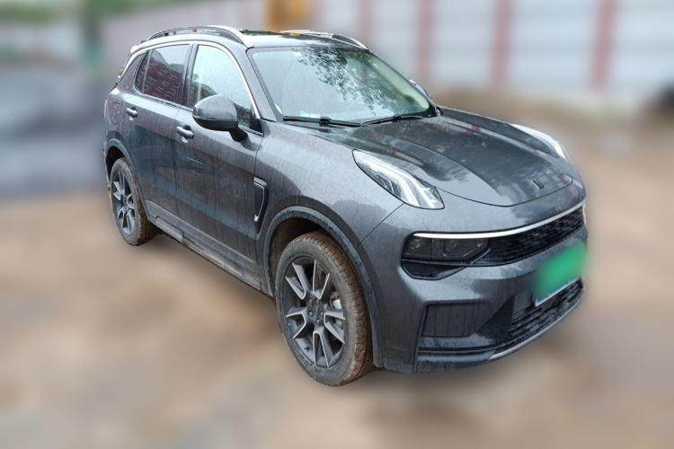 Used Lynk & Co 01 2023 2.0TD Two-Wheel Drive Pro Trim Front Right 45 Deg