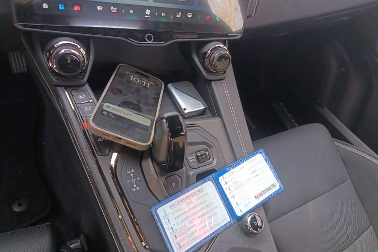 Used Lynk & Co 01 2023 1.5TD EM-F PM Gear Lever