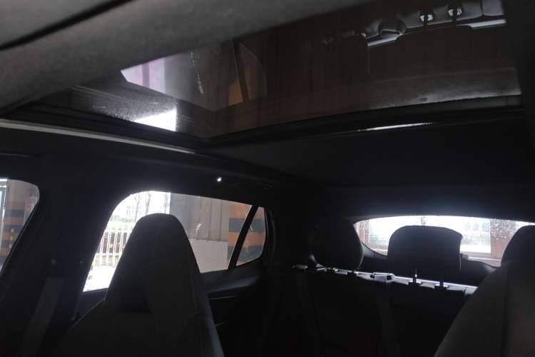 Used Lynk & Co 01 2023 1.5TD EM-F PM Headliner