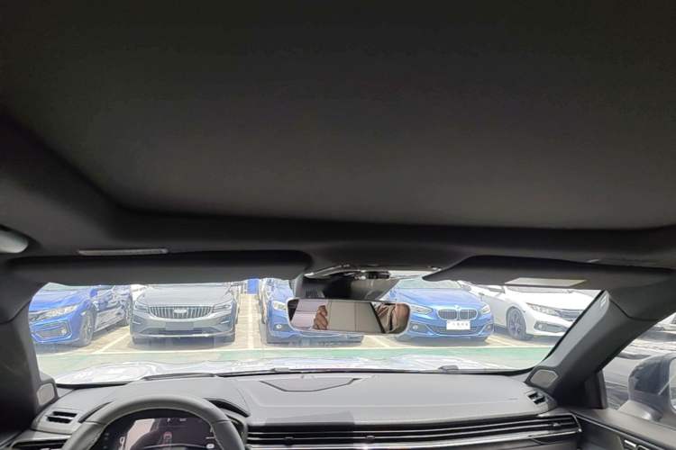 Used Lynk & Co 01 2023 1.5TD EM-F Dawn Headliner