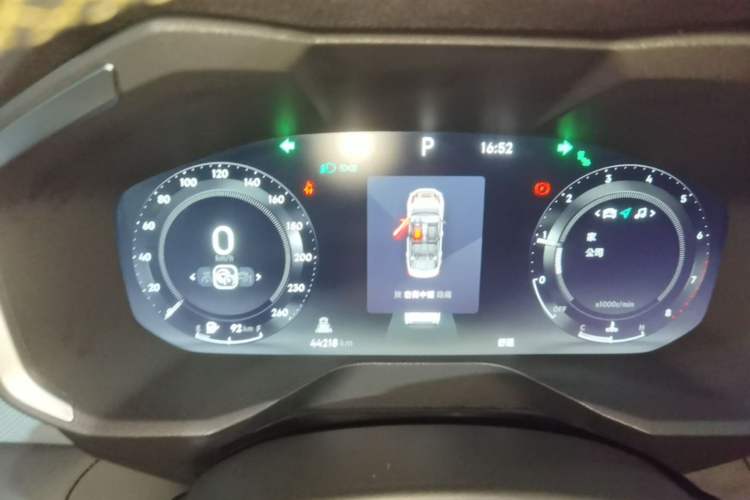 Used Lynk & Co 01 2023 2.0TD Two-Wheel Drive Pro Trim Instrument Cluster