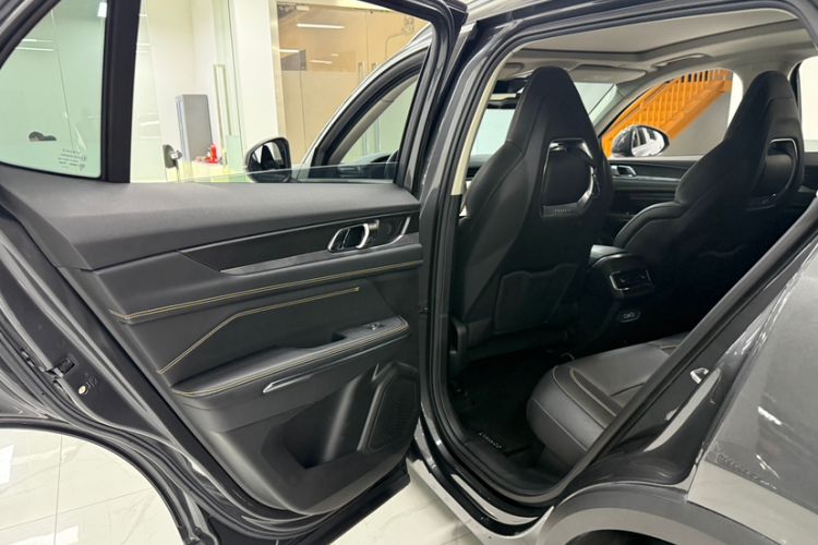 Used Lynk & Co 01 2023 2.0TD Two-Wheel Drive Asian Games Edition Interior 6
