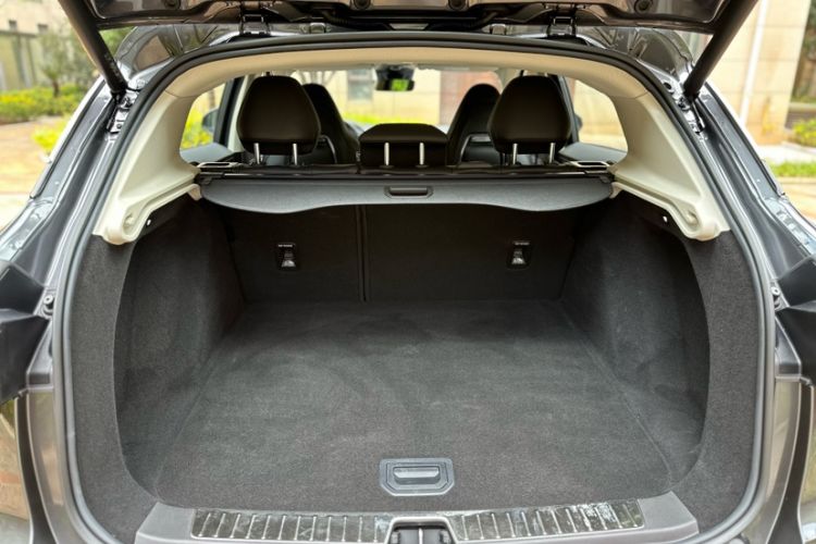 Used Lynk & Co 01 2023 2.0TD Two-Wheel Drive Asian Games Edition Interior 8