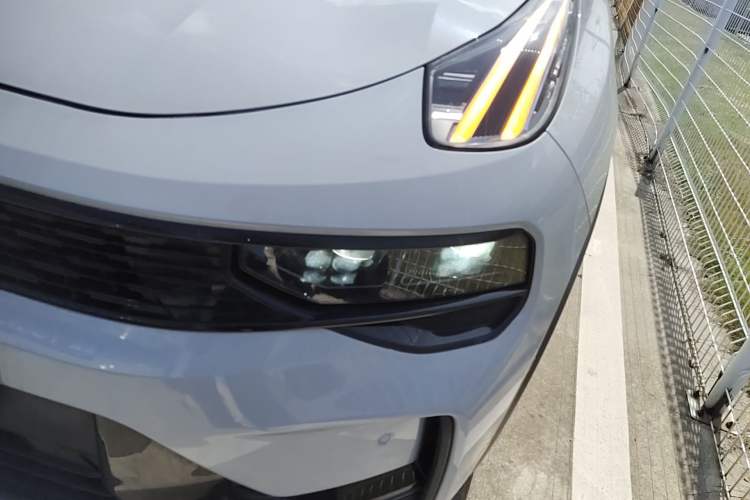 Used Lynk & Co 01 2023 1.5TD EM-F PM Left Front Headlight