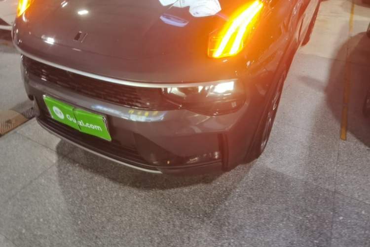 Used Lynk & Co 01 2023 2.0TD Two-Wheel Drive Pro Trim Left Front Headlight