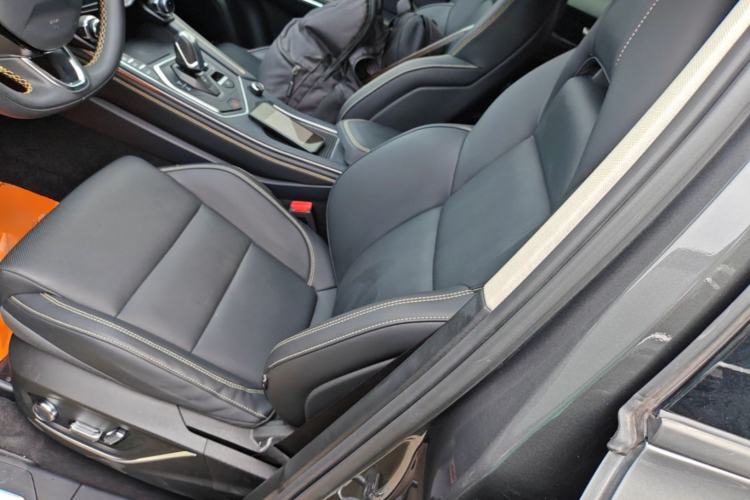 Used Lynk & Co 01 2023 2.0TD Two-Wheel Drive Pro Trim Left Front Seat