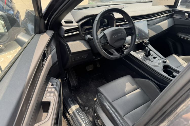 Used Lynk & Co 01 2023 1.5TD EM-F PM Left Front Seat