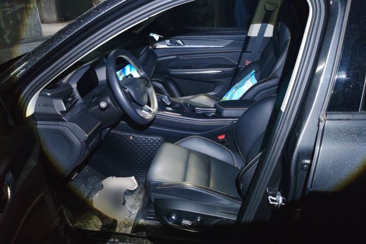 Used Lynk & Co 01 2023 2.0TD Two-Wheel Drive Pro Trim Left Front Seat