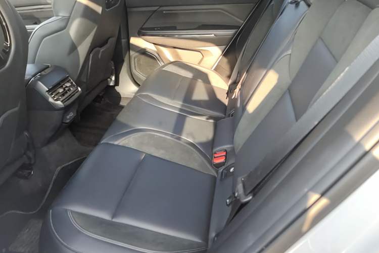 Used Lynk & Co 01 2023 1.5TD EM-F AM Left Rear Seat