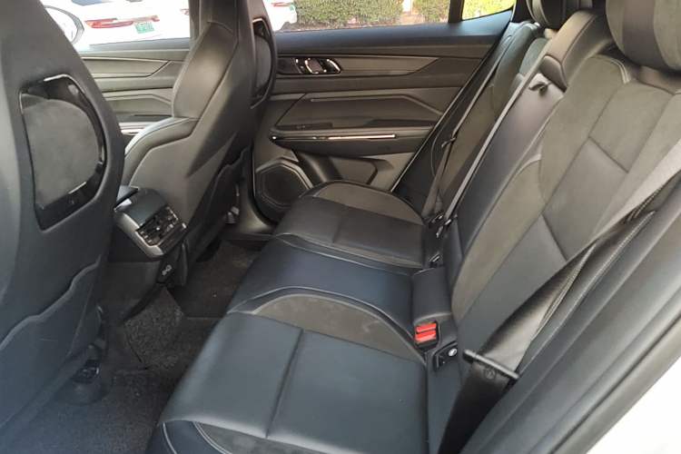 Used Lynk & Co 01 2023 1.5TD EM-F PM Left Rear Seat