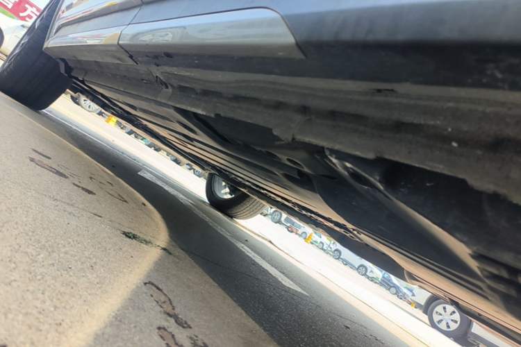 Used Lynk & Co 01 2023 1.5TD EM-F PM Left Side Sill