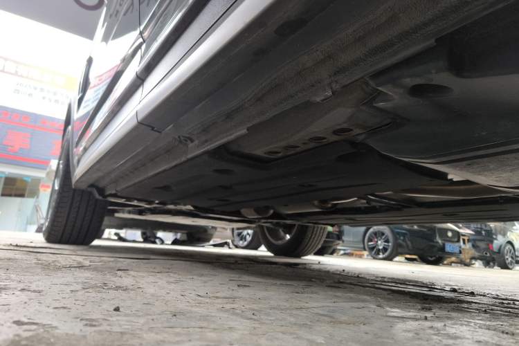 Used Lynk & Co 01 2023 2.0TD Two-Wheel Drive Asian Games Edition Left Side Sill