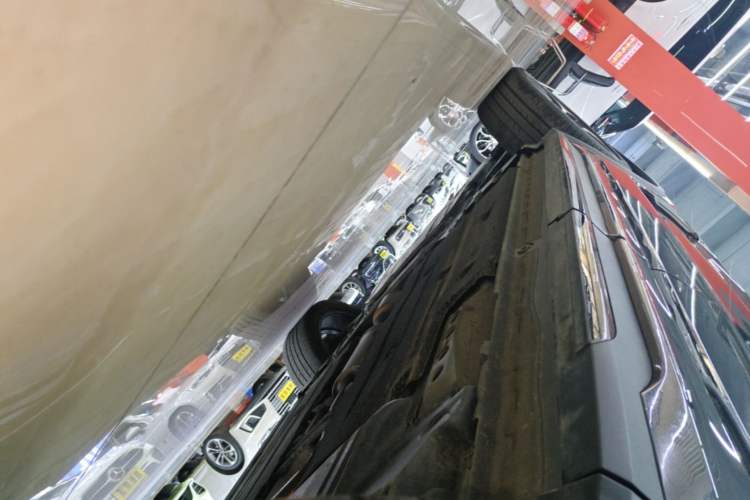 Used Lynk & Co 01 2023 2.0TD Four-Wheel Drive HypeHalo Left Side Sill