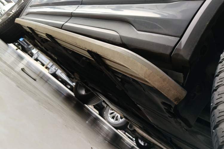 Used Lynk & Co 01 2023 2.0TD Two-Wheel Drive Asian Games Edition Left Side Sill