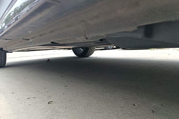 Used Lynk & Co 01 2023 1.5TD EM-F PM Left Side Sill