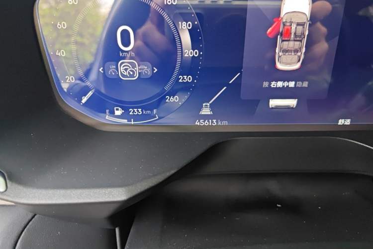 Used Lynk & Co 01 2023 2.0TD Two-Wheel Drive Pro Trim Odometer Close Up
