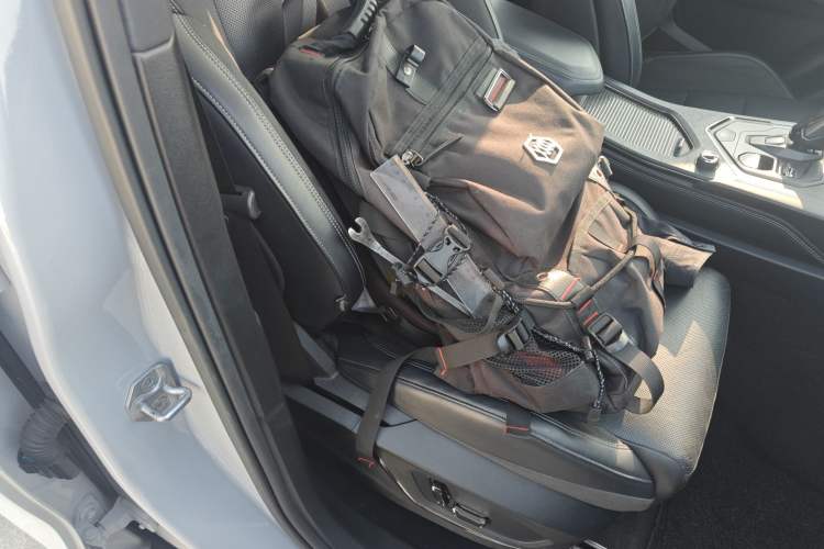 Used Lynk & Co 01 2023 1.5TD EM-F PM Right Front Seat