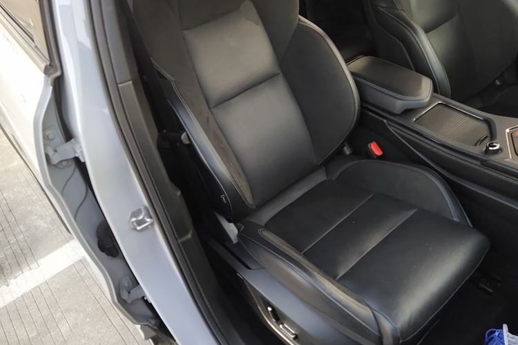 Used Lynk & Co 01 2023 1.5TD EM-F PM Right Front Seat