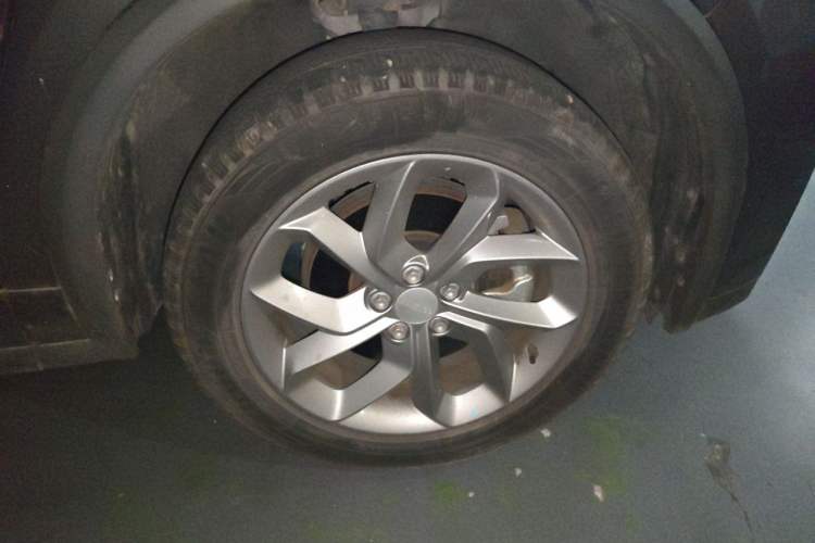 Used Lynk & Co 01 2023 2.0TD Two-Wheel Drive Asian Games Edition Right Front Wheel Hub