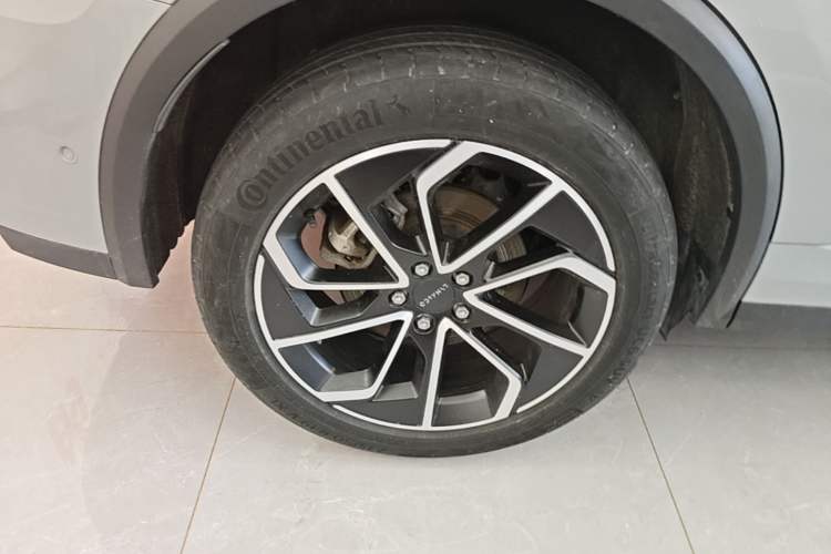 Used Lynk & Co 01 2023 1.5TD EM-F PM Right Rear Wheel Hub