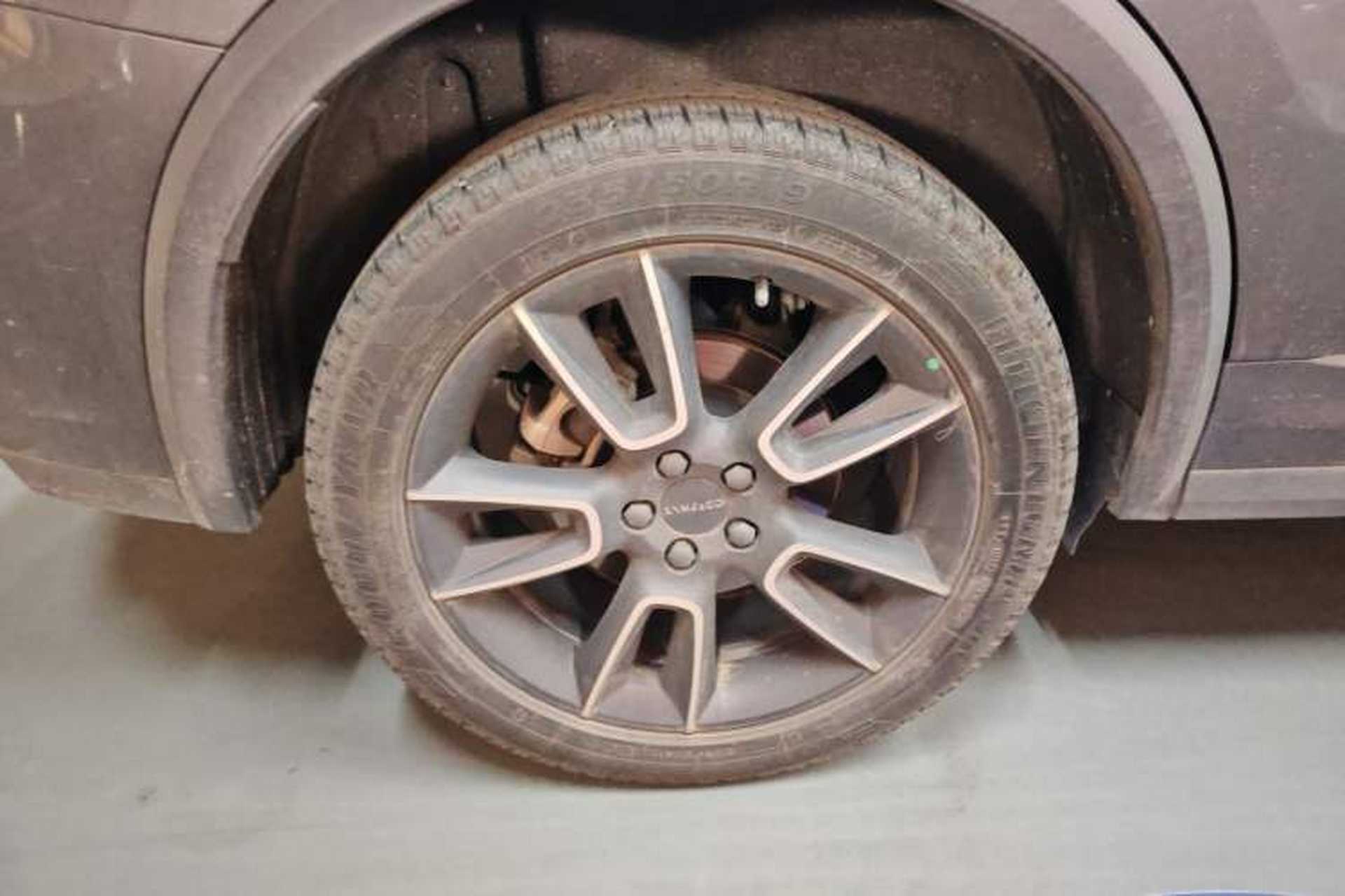 Used Lynk & Co 01 2023 2.0TD Two-Wheel Drive Pro Trim Right Rear Wheel Hub