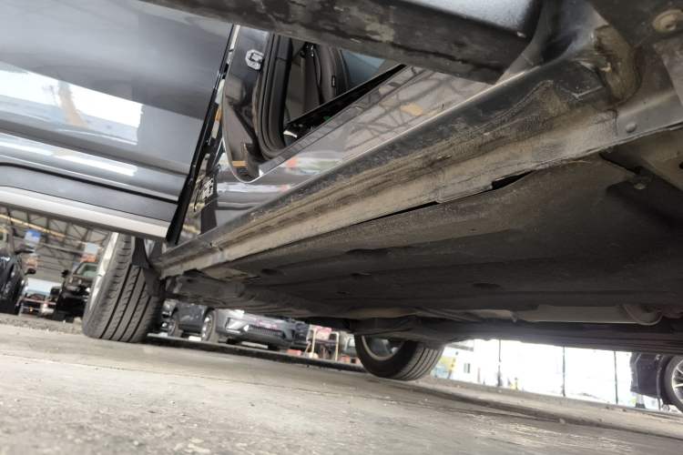 Used Lynk & Co 01 2023 2.0TD Two-Wheel Drive Asian Games Edition Right Side Sill