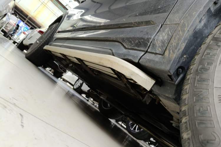 Used Lynk & Co 01 2023 2.0TD Two-Wheel Drive Asian Games Edition Right Side Sill