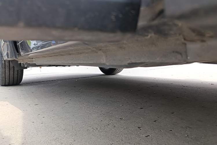 Used Lynk & Co 01 2023 1.5TD EM-F PM Right Side Sill
