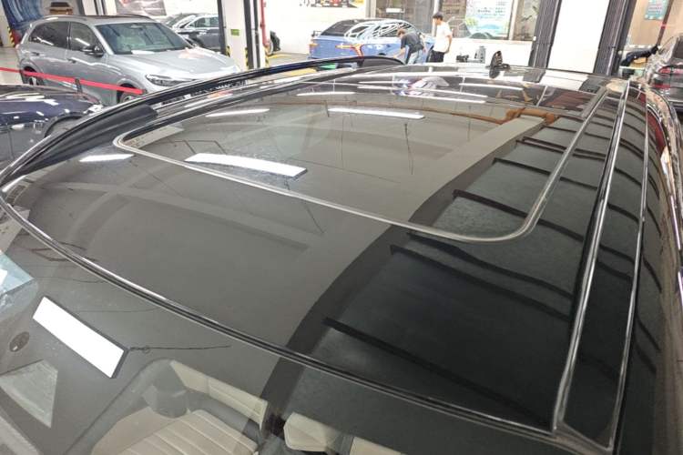 Used Lynk & Co 01 2023 1.5TD EM-F Dawn Roof