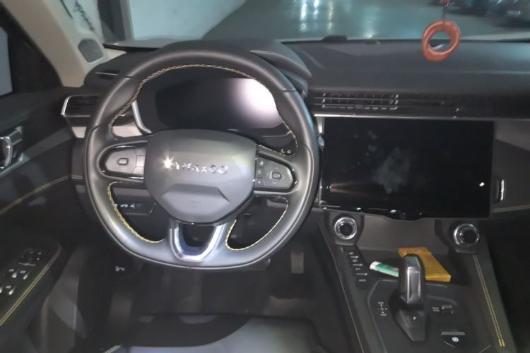 Used Lynk & Co 01 2023 2.0TD Two-Wheel Drive Pro Trim Steering Wheel