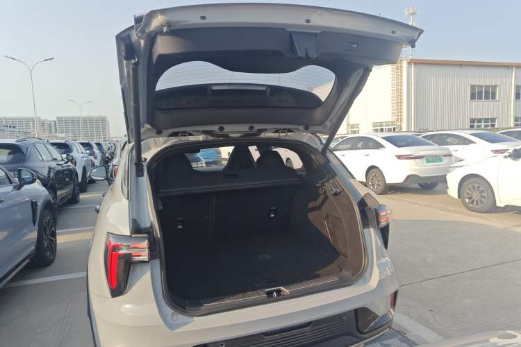 Used Lynk & Co 01 2023 1.5TD EM-F PM Trunk