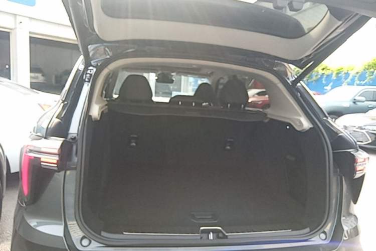 Used Lynk & Co 01 2023 2.0TD Two-Wheel Drive Pro Trim Trunk