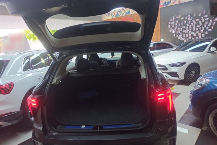 Used Lynk & Co 01 2023 2.0TD Two-Wheel Drive Pro Trim Trunk