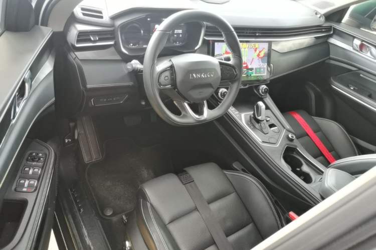 Used Lynk & Co 01 2023 2.0TD Two-Wheel Drive Pro Trim Driver Seat
