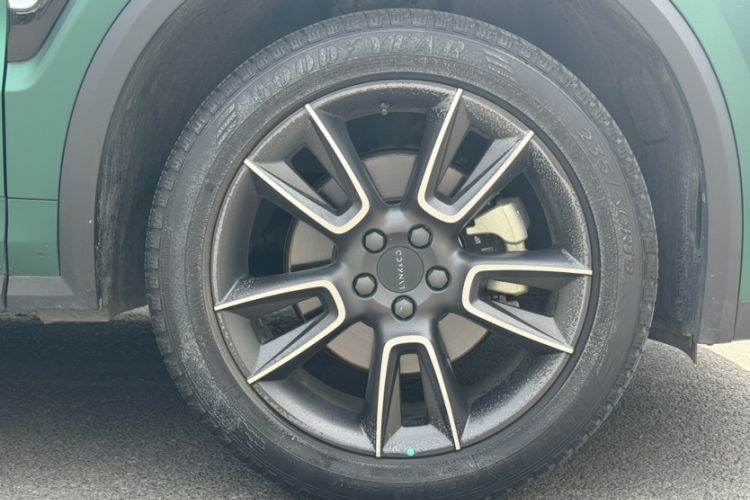 Used Lynk & Co 01 2023 2.0TD Two-Wheel Drive Pro Trim Exterior 3