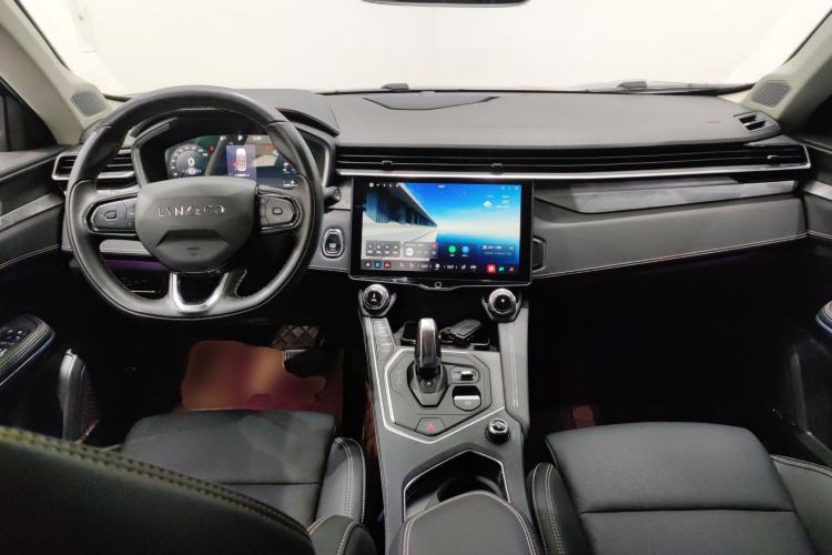 Used Lynk & Co 01 2023 2.0TD Two-Wheel Drive Pro Trim Center Console