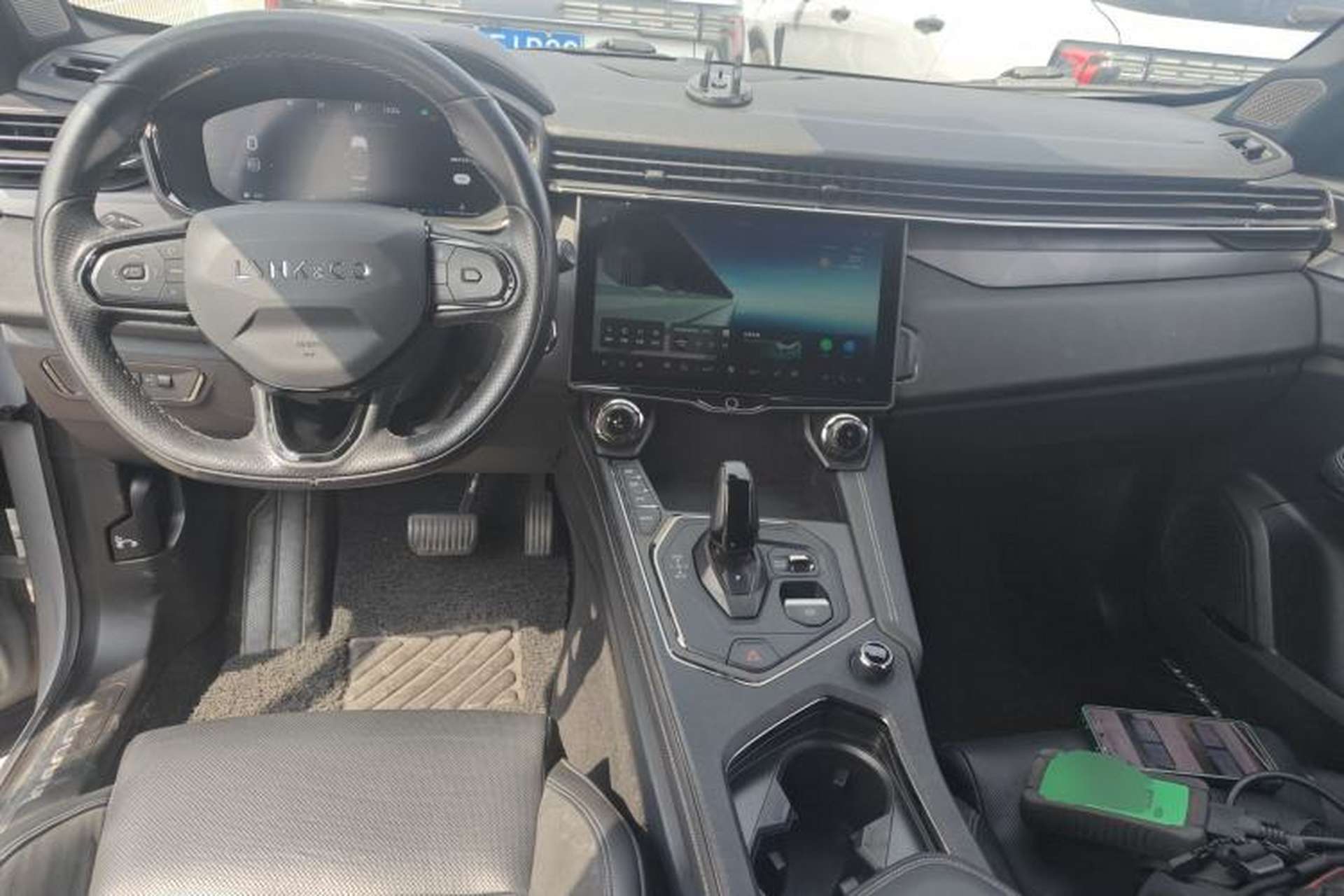 Used Lynk & Co 01 2023 1.5TD EM-F PM Center Console