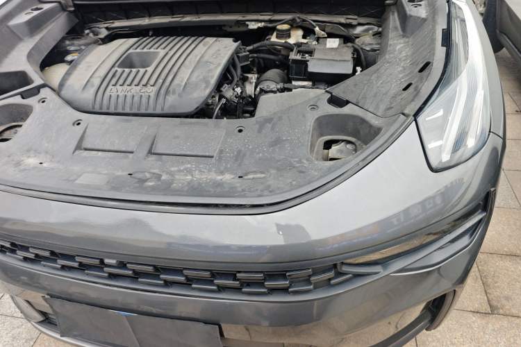 Used Lynk & Co 01 2023 2.0TD Two-Wheel Drive Pro Trim Engine Bay Left